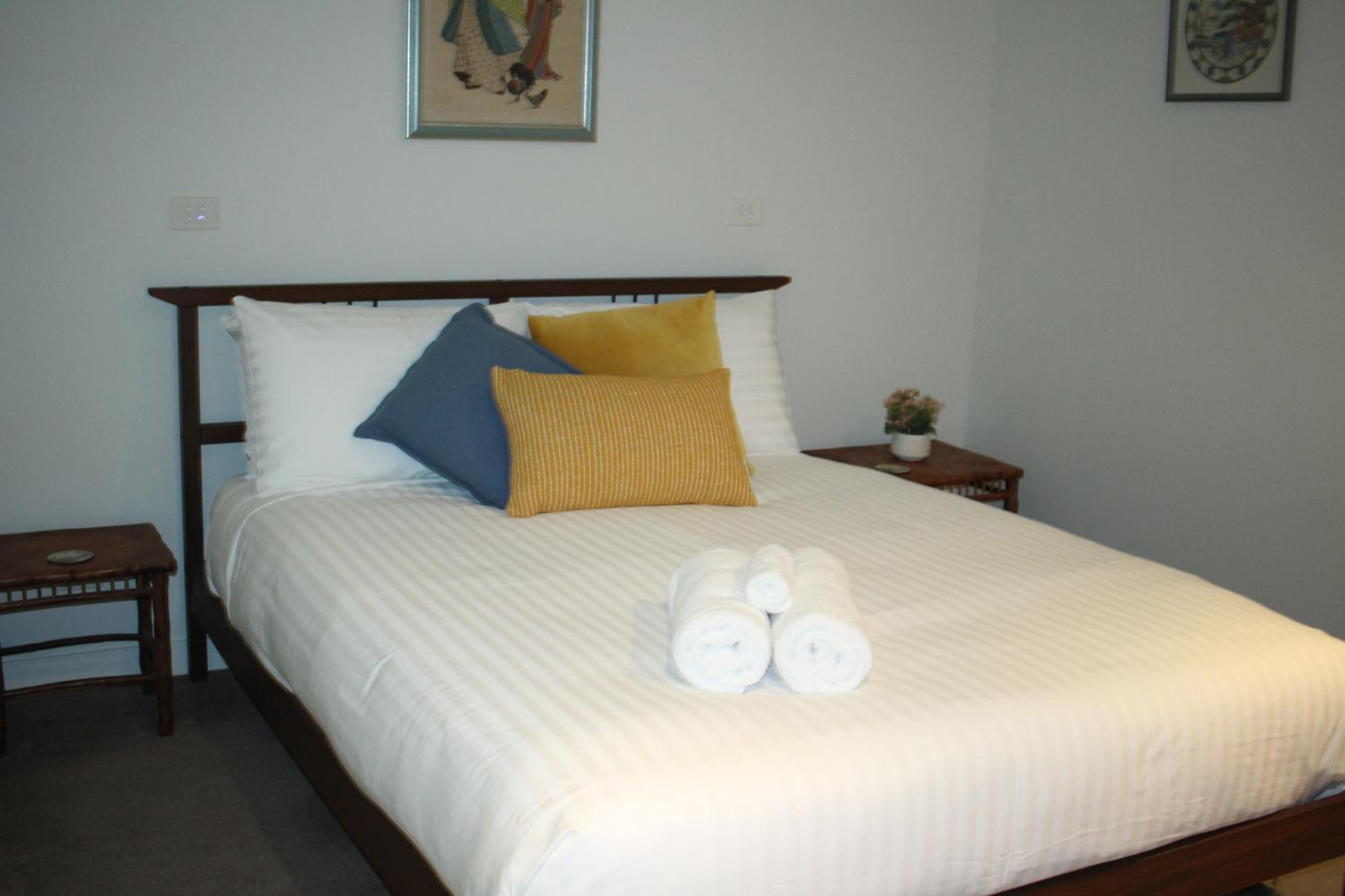 Cataract 7 - CBD 2 Br Free Parking