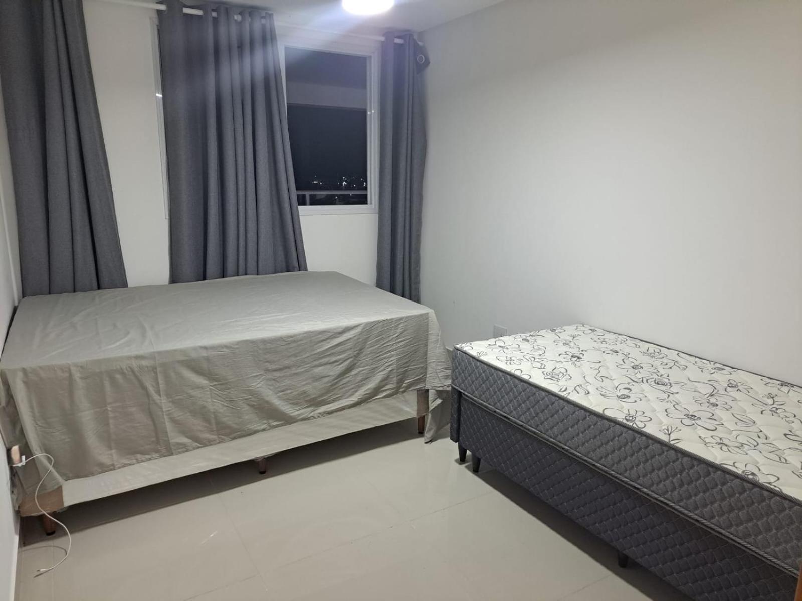Lindo apartamento na praia do morro com vista para o mar, espaçoso, prédio novinho