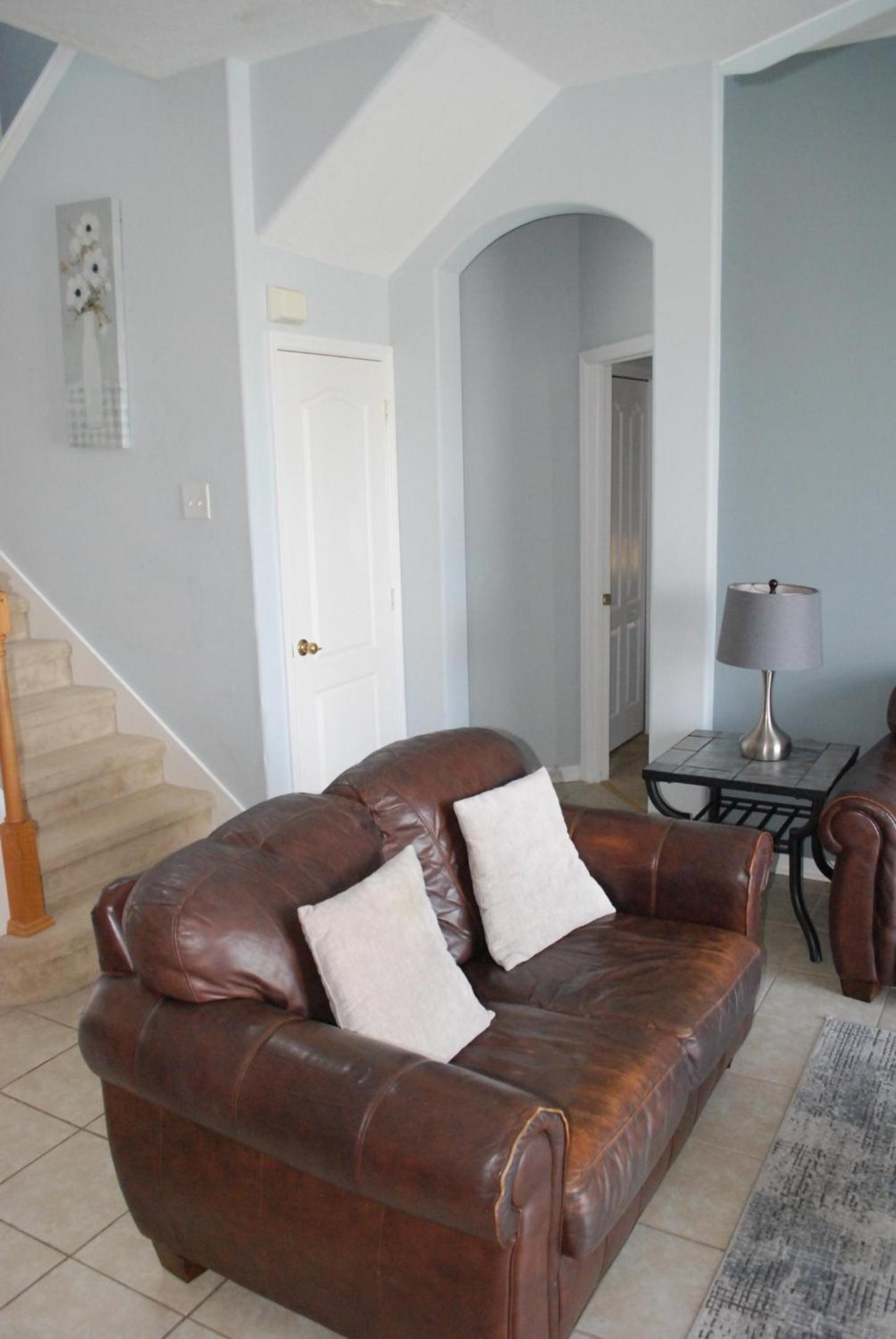 Newly Renovated Courtyard Villa