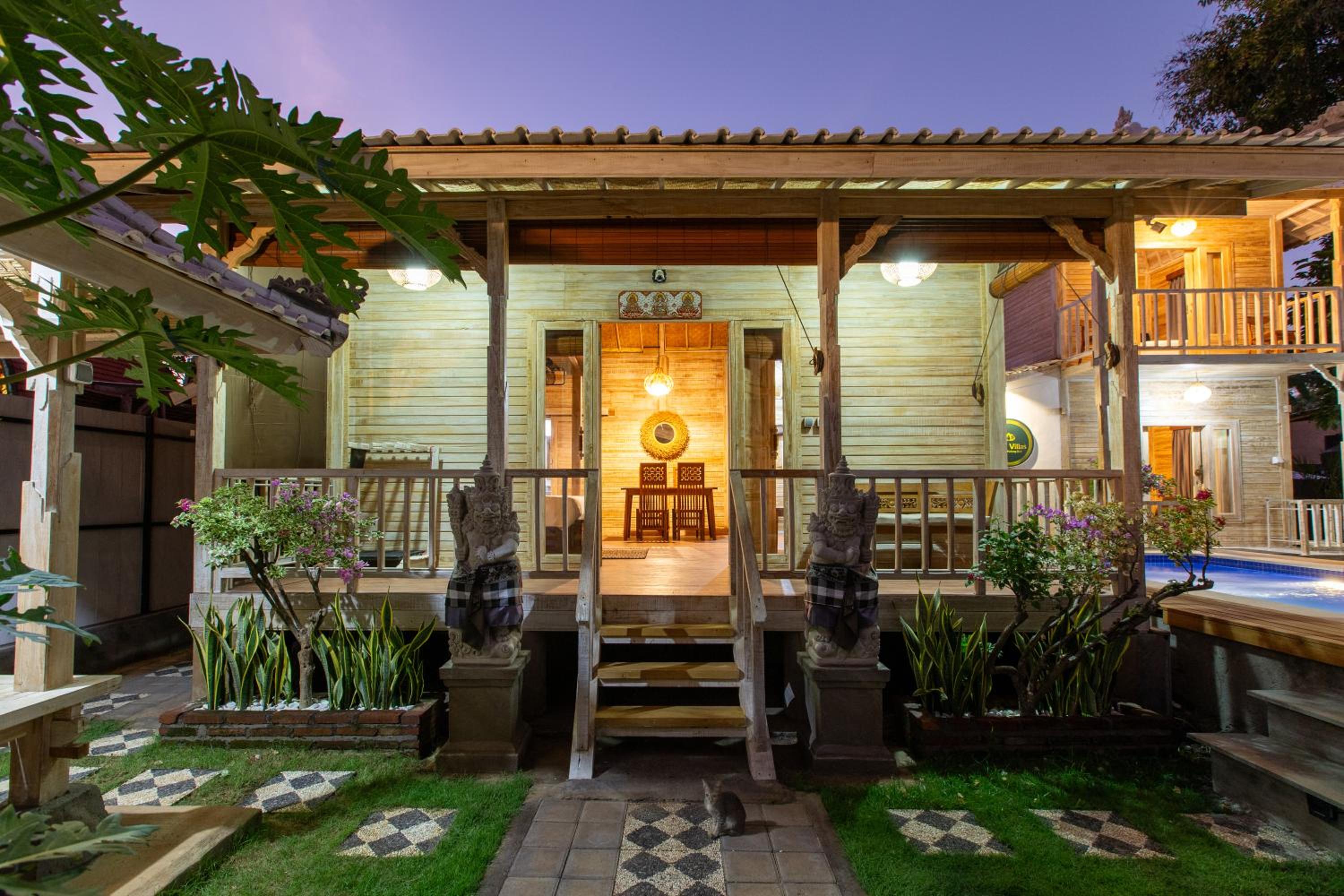 Dea Villa Padang Padang