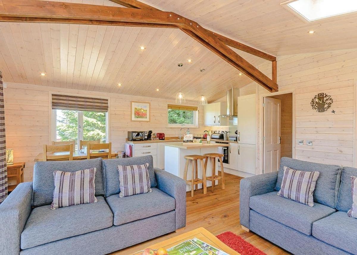 Hazelhurst Lodges view 4