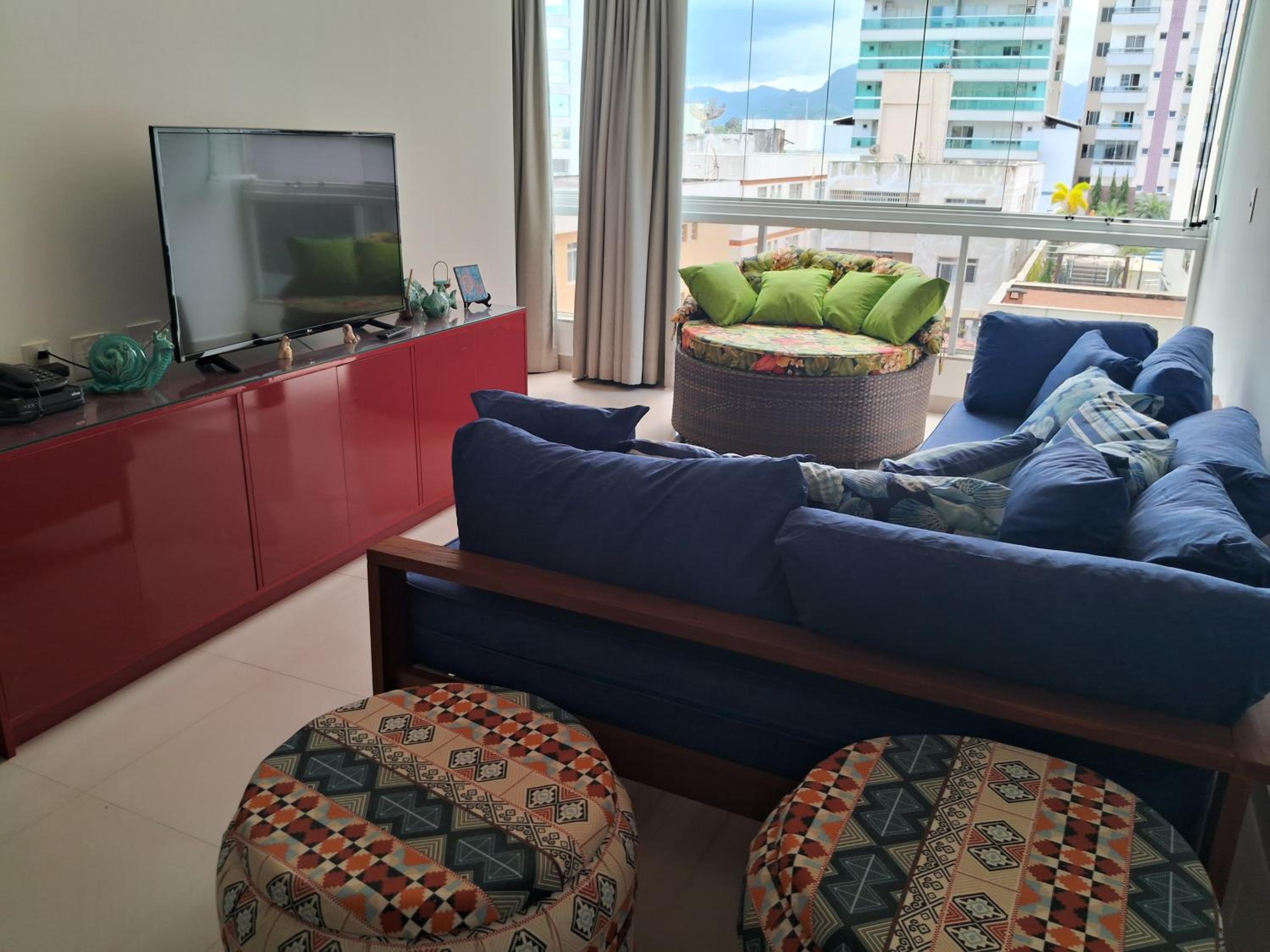Show de apartamento na Praia do Morro - Guarapari - 3Q - Área externa com churrasqueira - 2 vagas garagem - Wifi - 100m da praia - ar condicionado