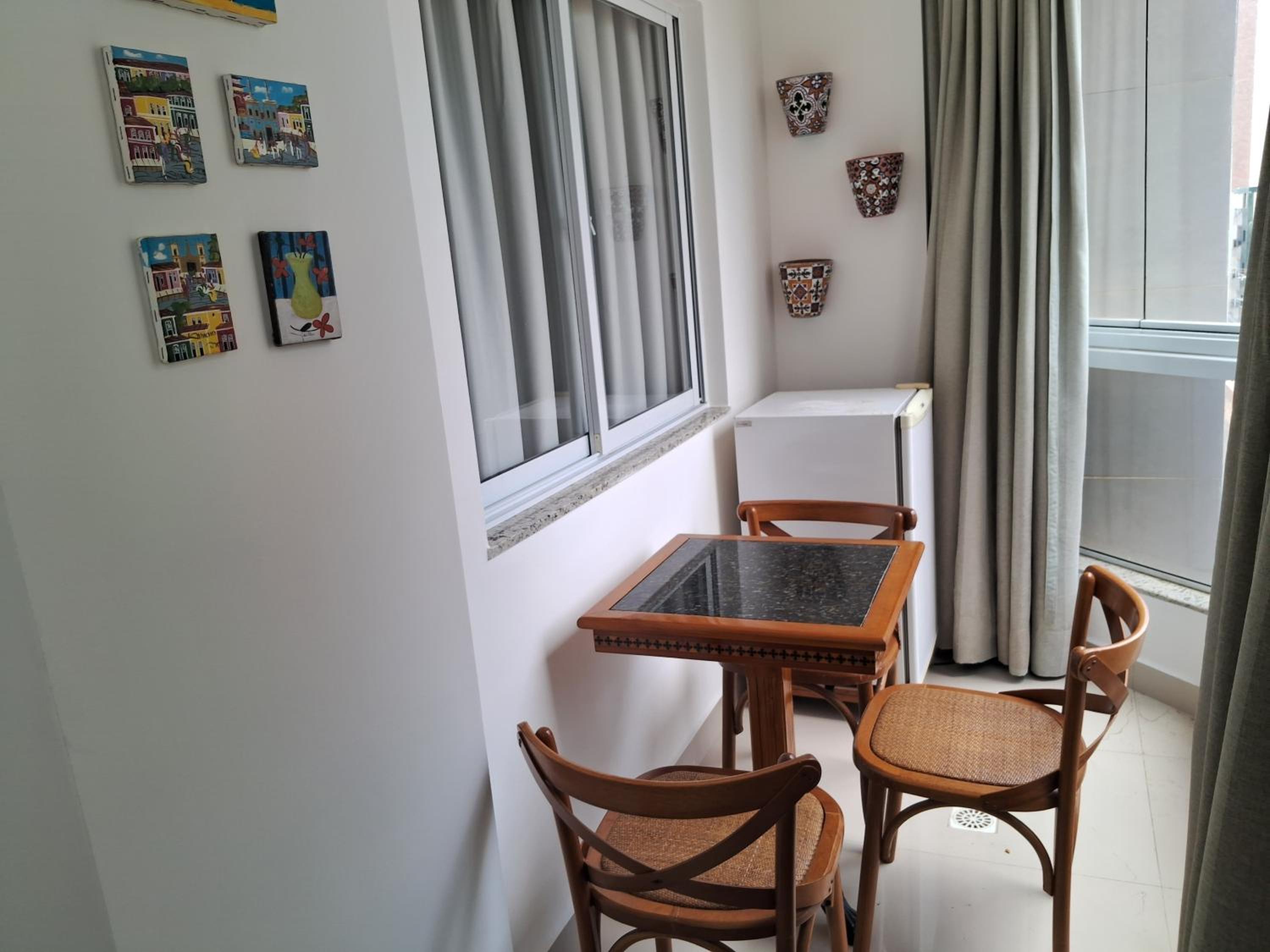 Show de apartamento na Praia do Morro - Guarapari - 3Q - Área externa com churrasqueira - 2 vagas garagem - Wifi - 100m da praia - ar condicionado