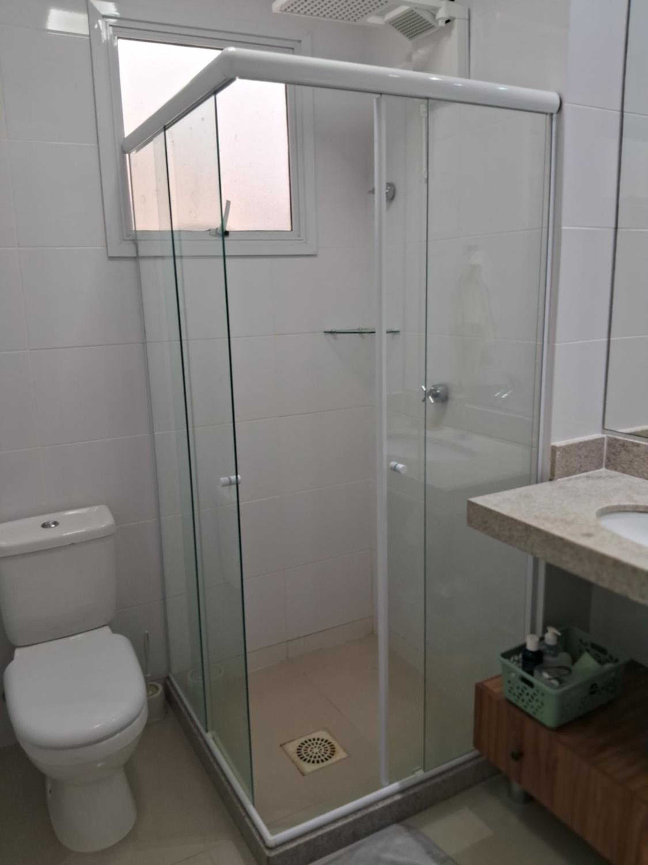 Show de apartamento na Praia do Morro - Guarapari - 3Q - Área externa com churrasqueira - 2 vagas garagem - Wifi - 100m da praia - ar condicionado