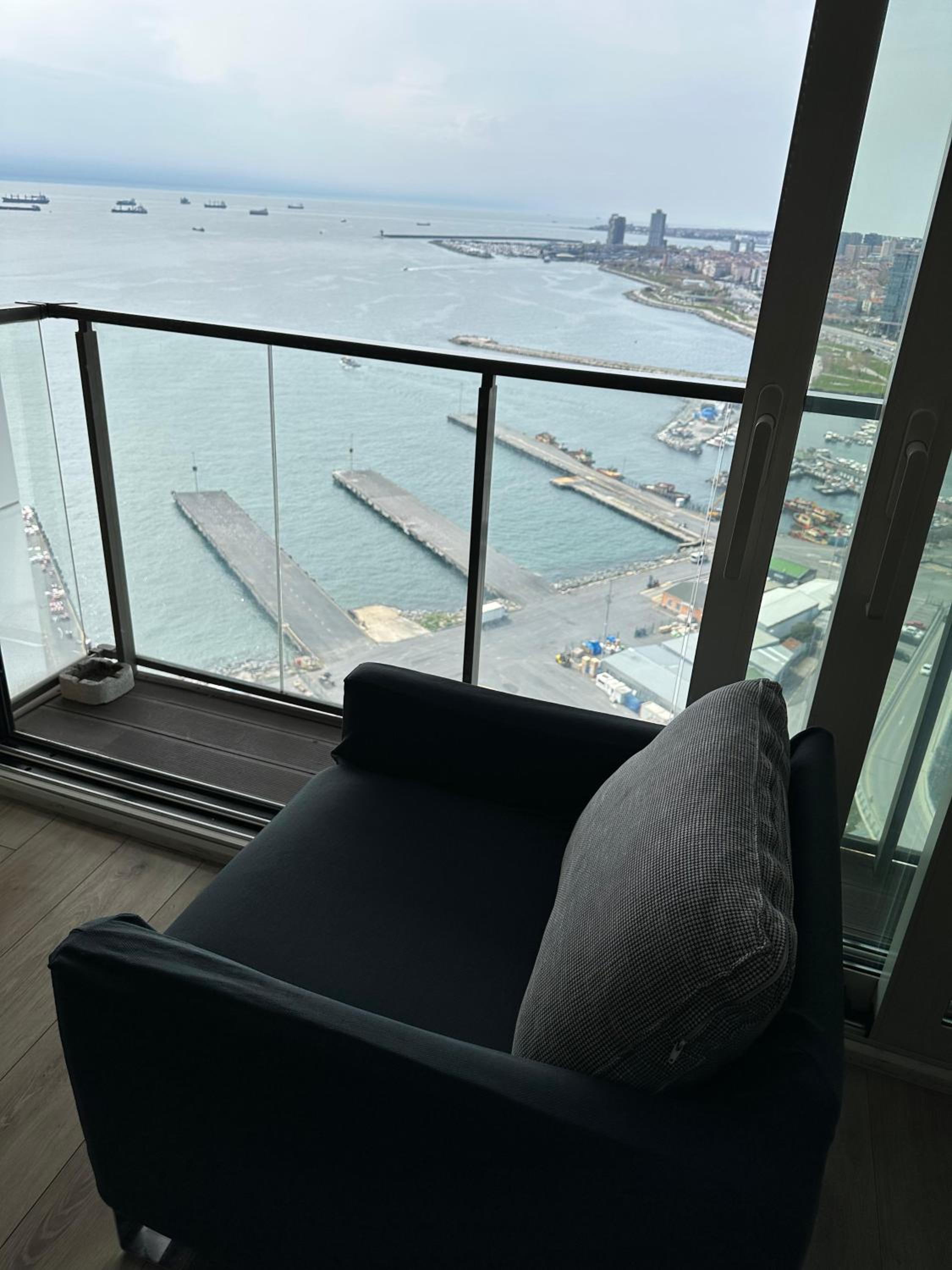 Ottomare Suites luxury apartment with pool with amazing view
