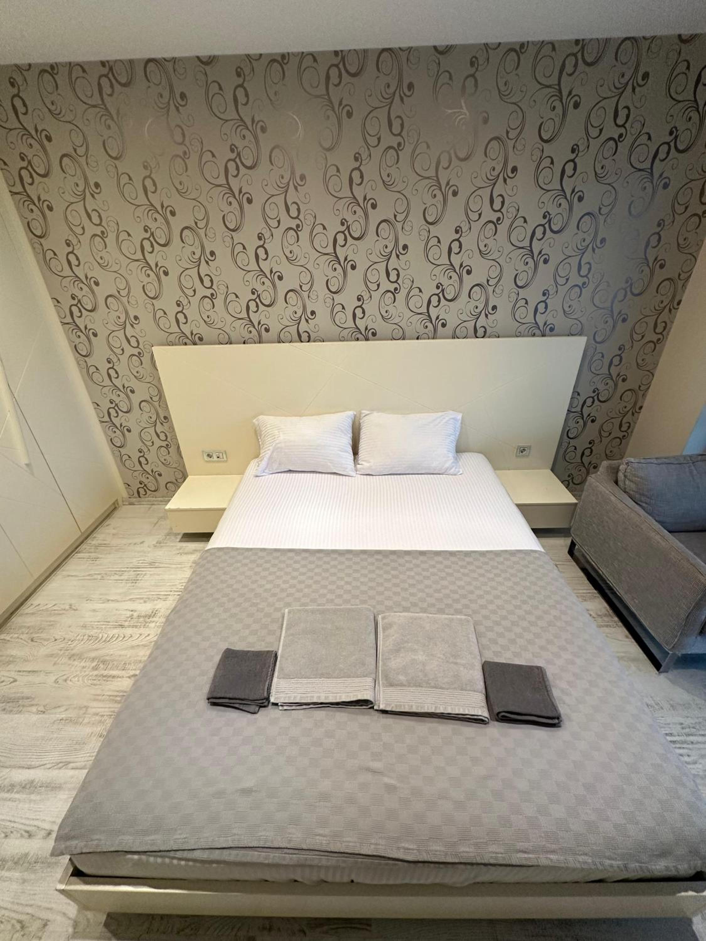 Ottomare Suites luxury apartment with pool with amazing view