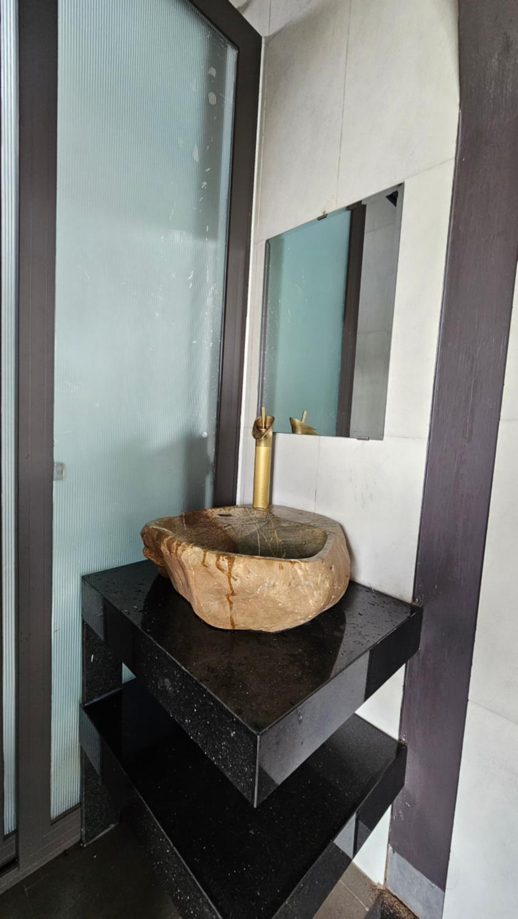Cola House Nhà Nghỉ Dưỡng Nguyên Căn view 3