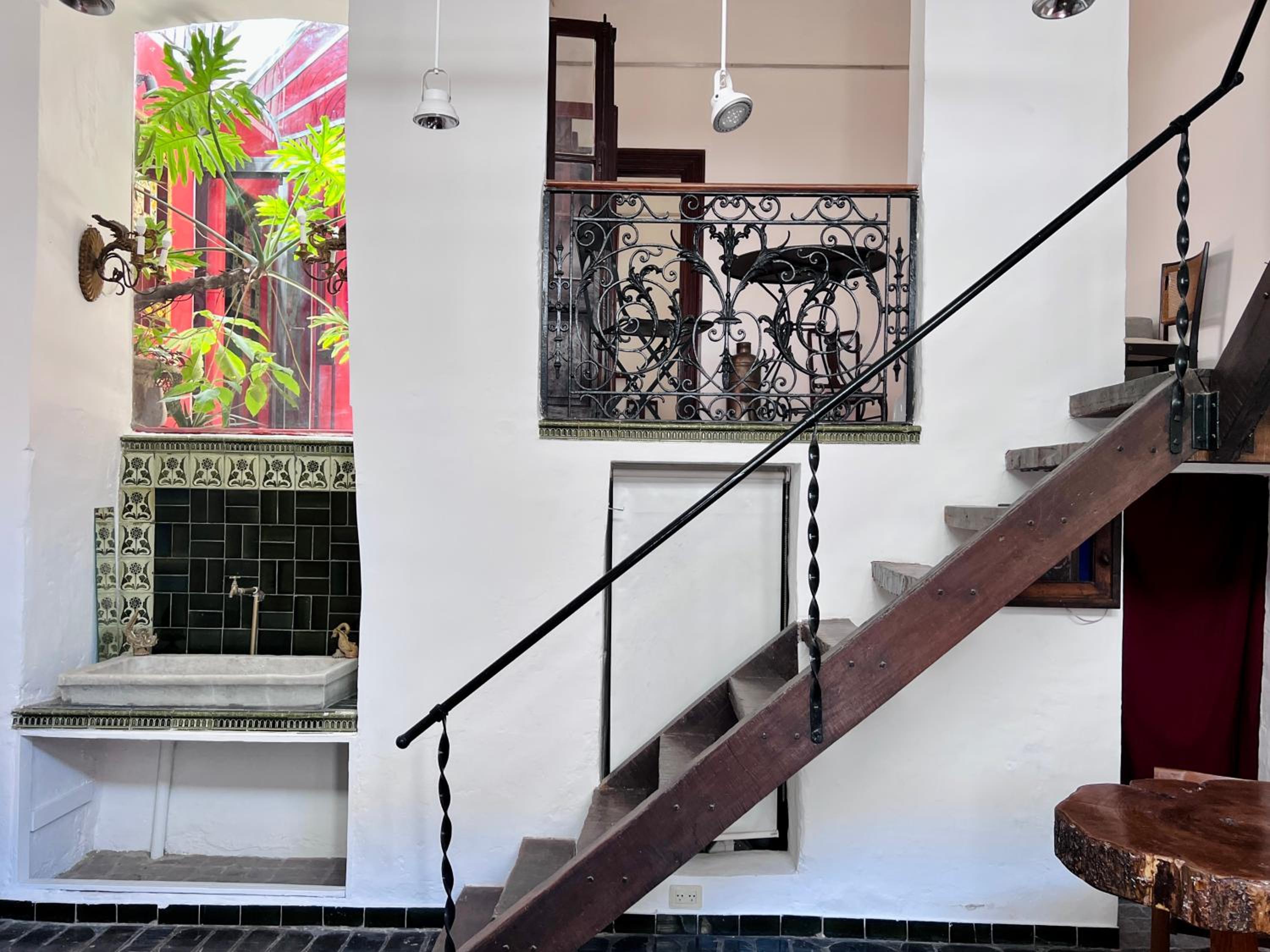 Artist' s House in the heart of San Telmo