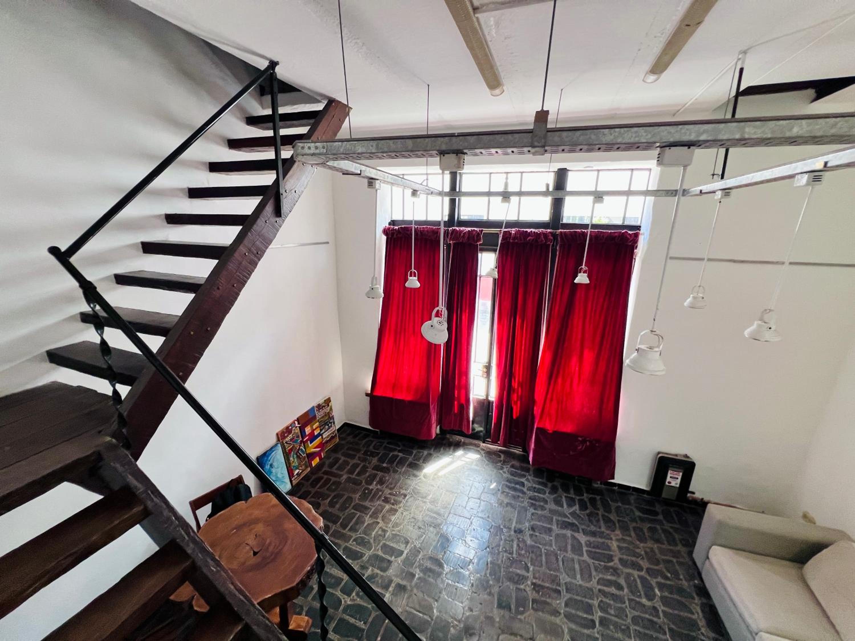 Artist' s House in the heart of San Telmo