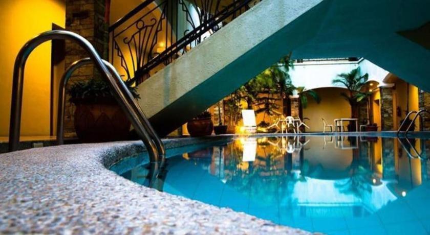Bayfront Hotel Subic