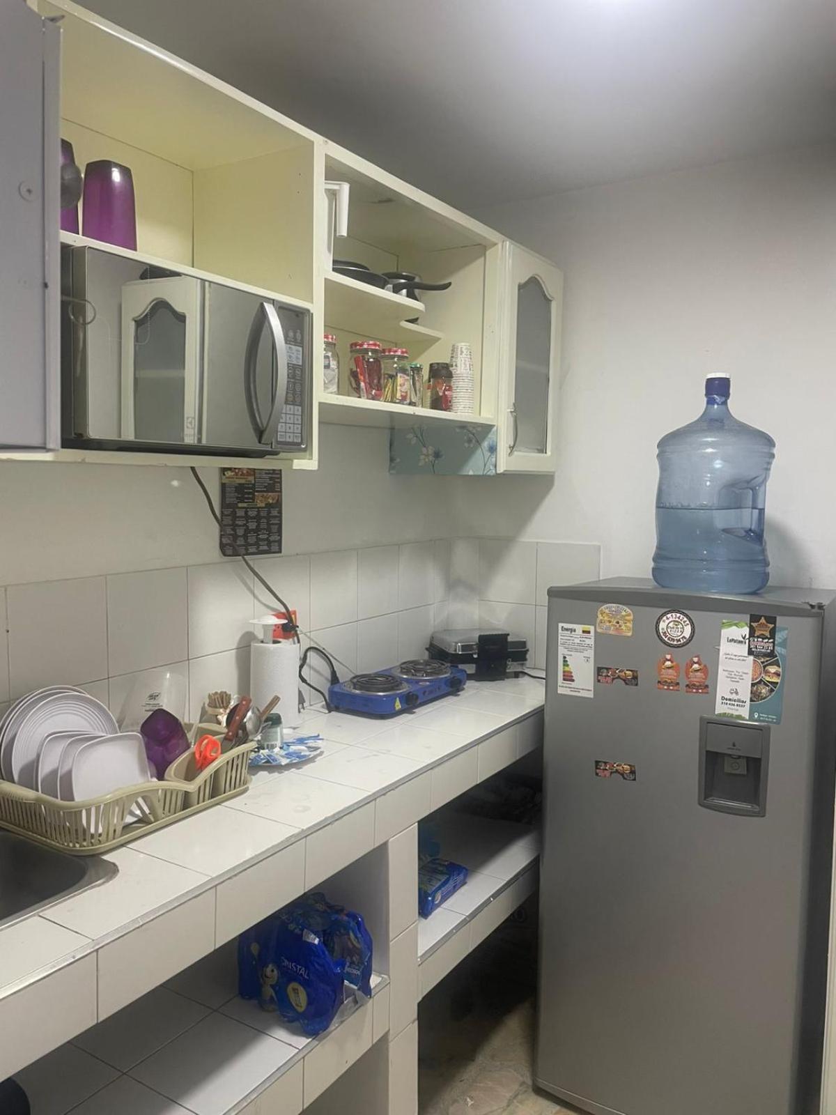 Room cerca al aeropuerto