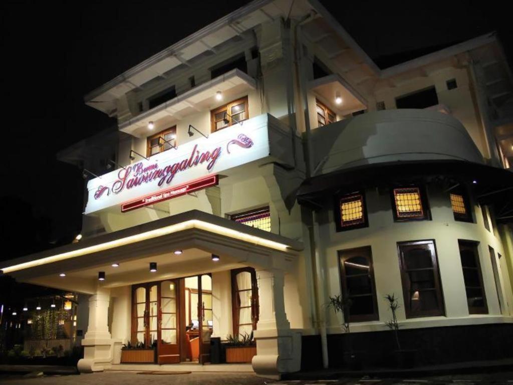 Sawunggaling Hotel