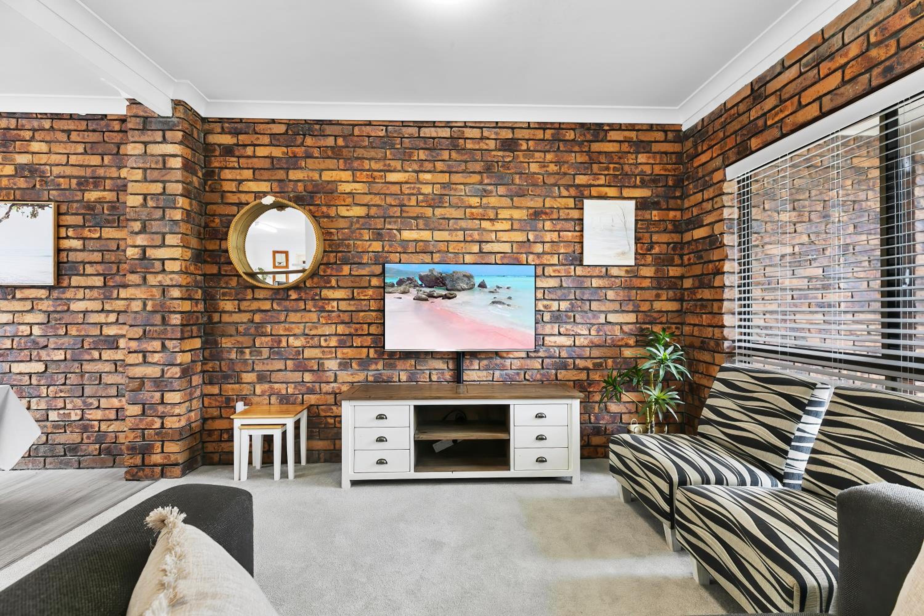 Banksia Beach Views!