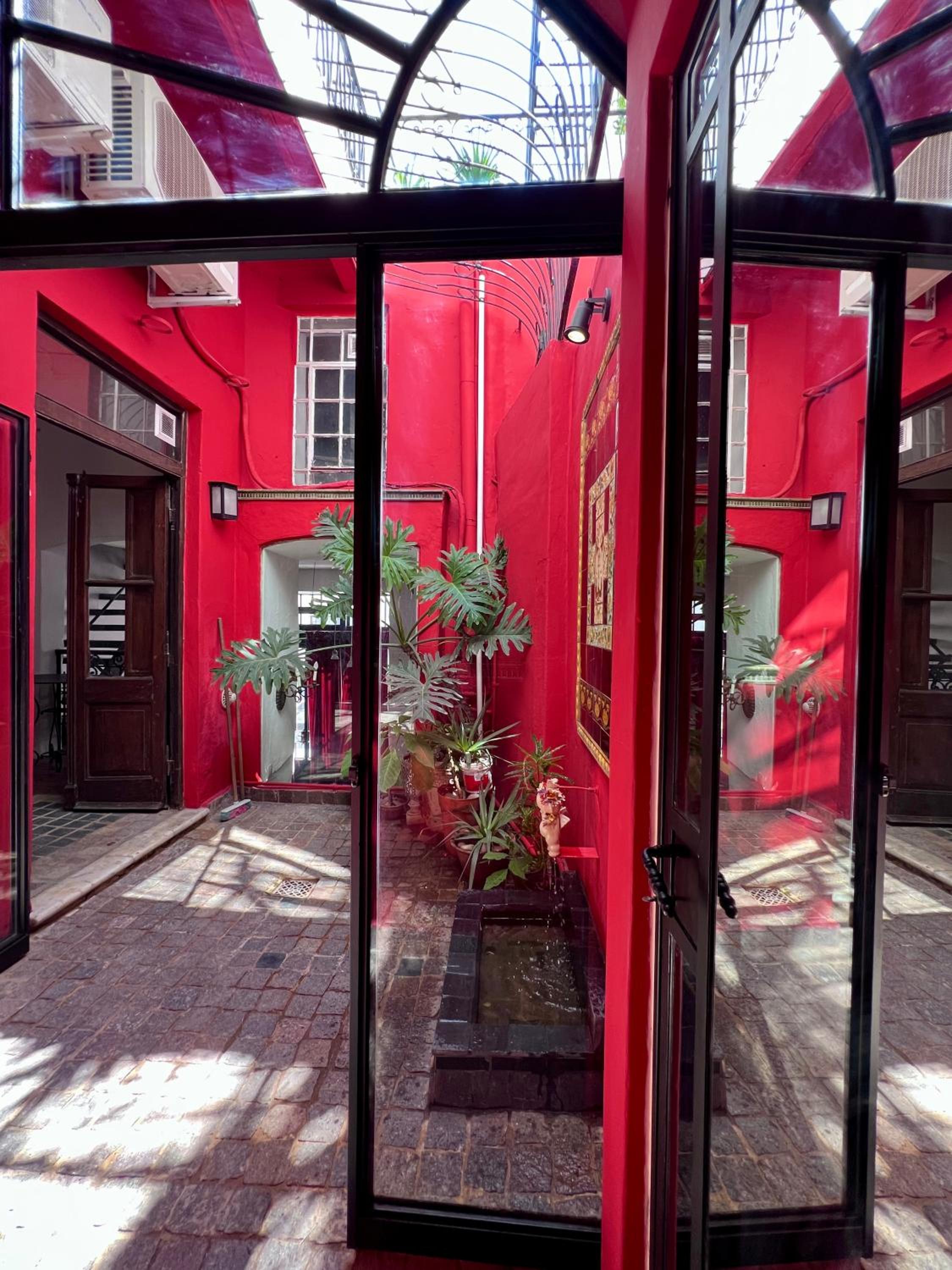 Artist' s House in the heart of San Telmo