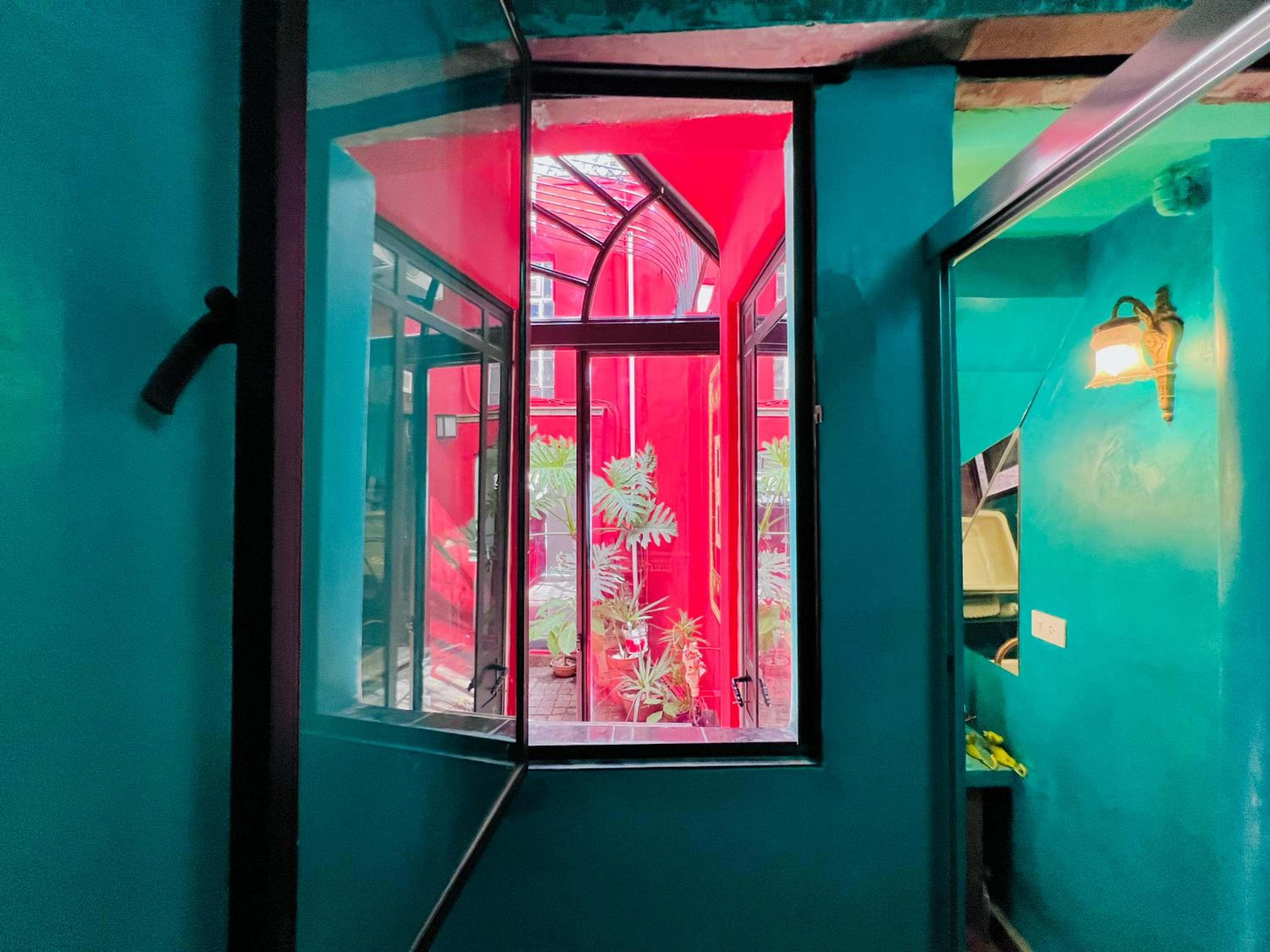 Artist' s House in the heart of San Telmo