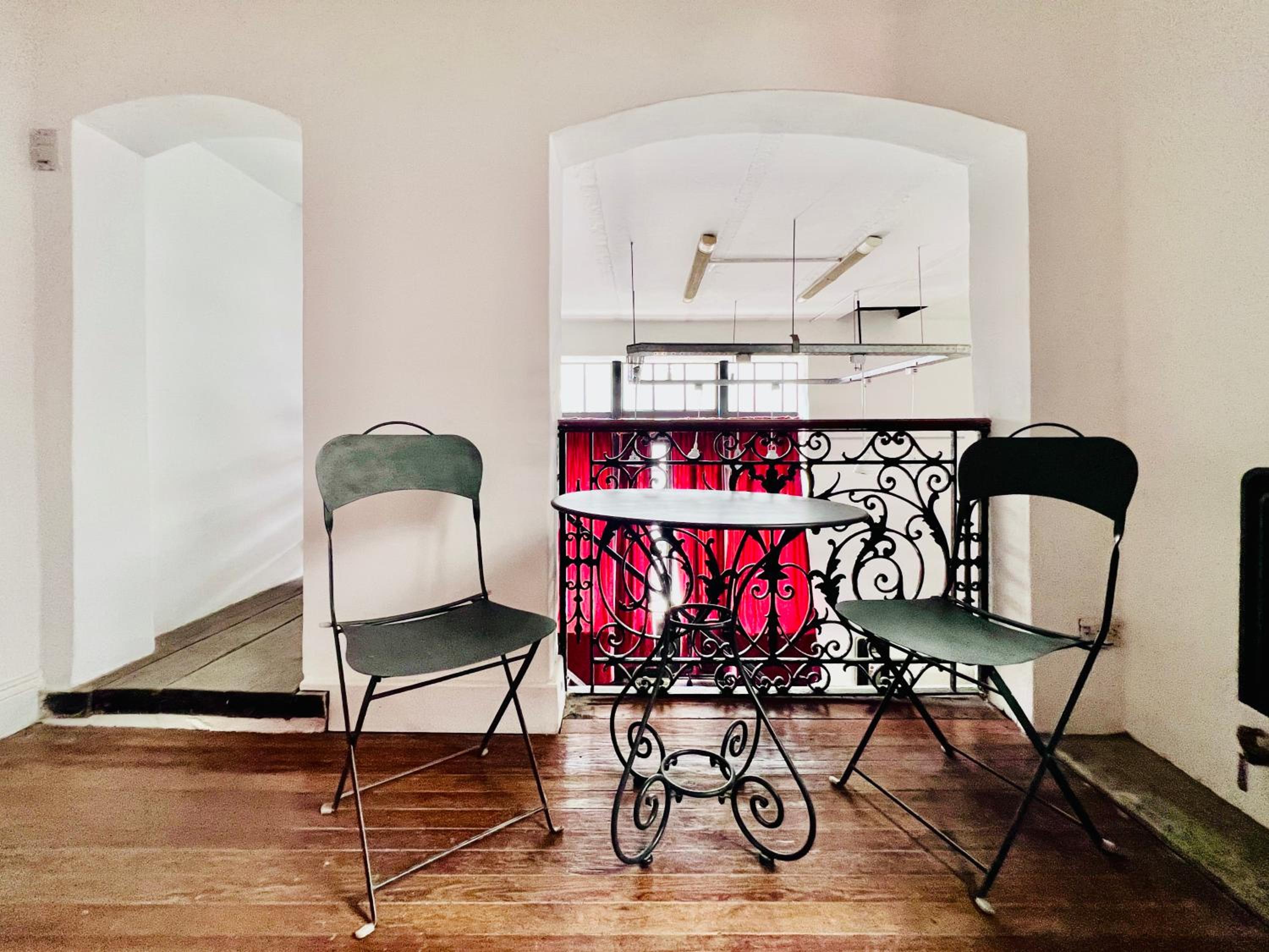 Artist' s House in the heart of San Telmo