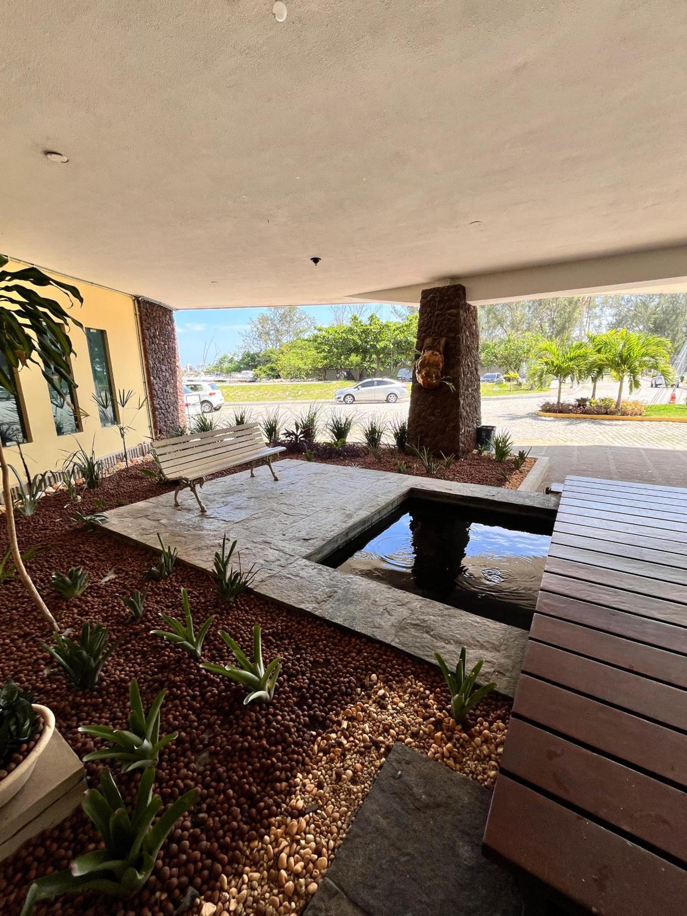 Apartamento com um quarto em ilha privativa
