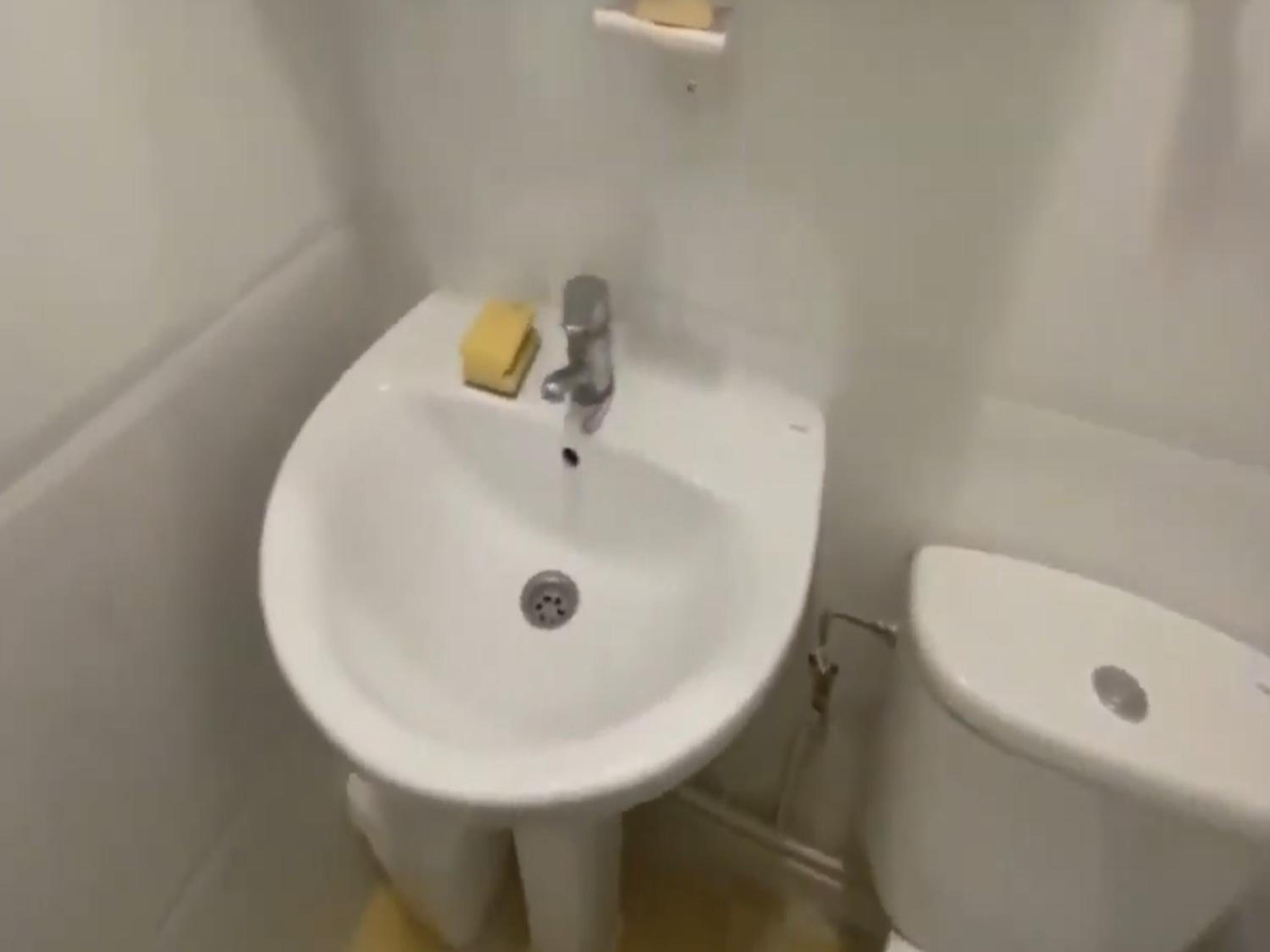 Royal Crest Apartments Deluxe