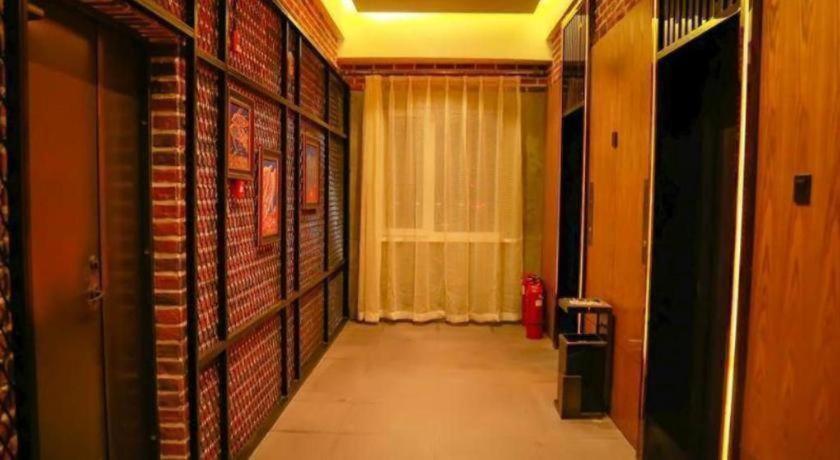 James Joyce Coffetel·Changchun Railway Station