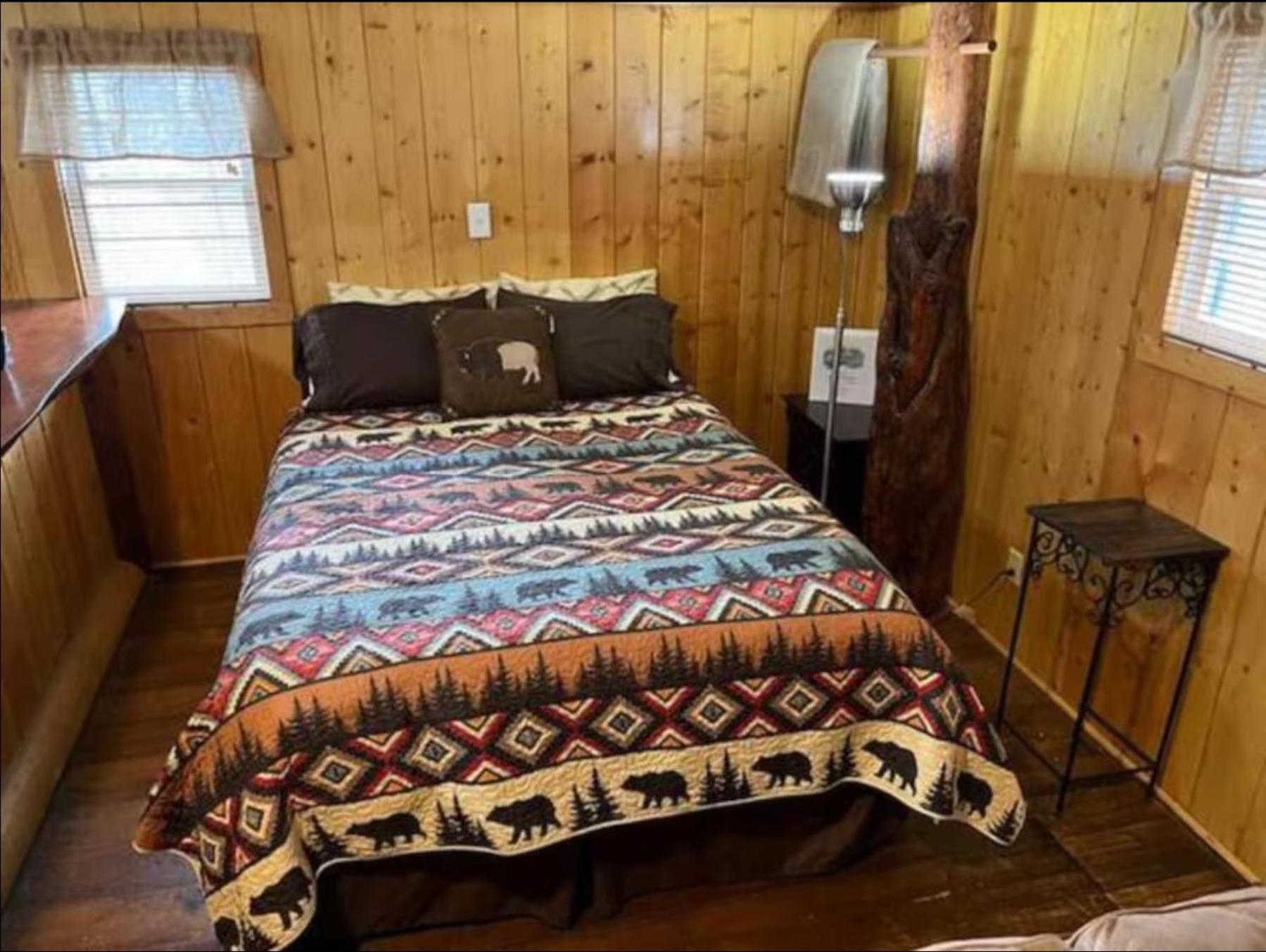 Chinook Winds Lodge