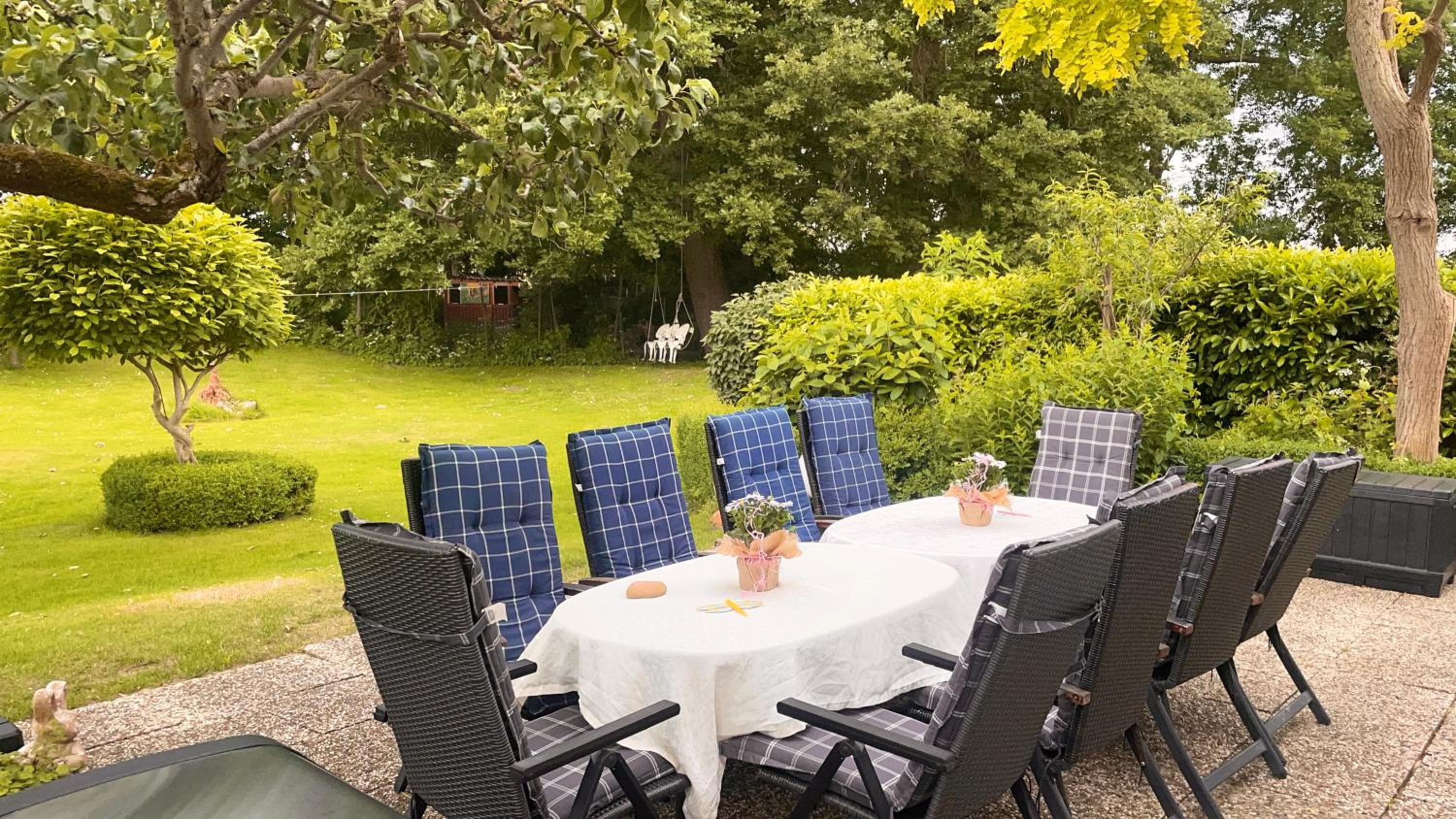 Luxus-Landhaus Nordsee, Sommer-Pool, Kaminofen, große Terrasse, Grill, 2 Schlafzimmer, Küche, Bad, WLAN,