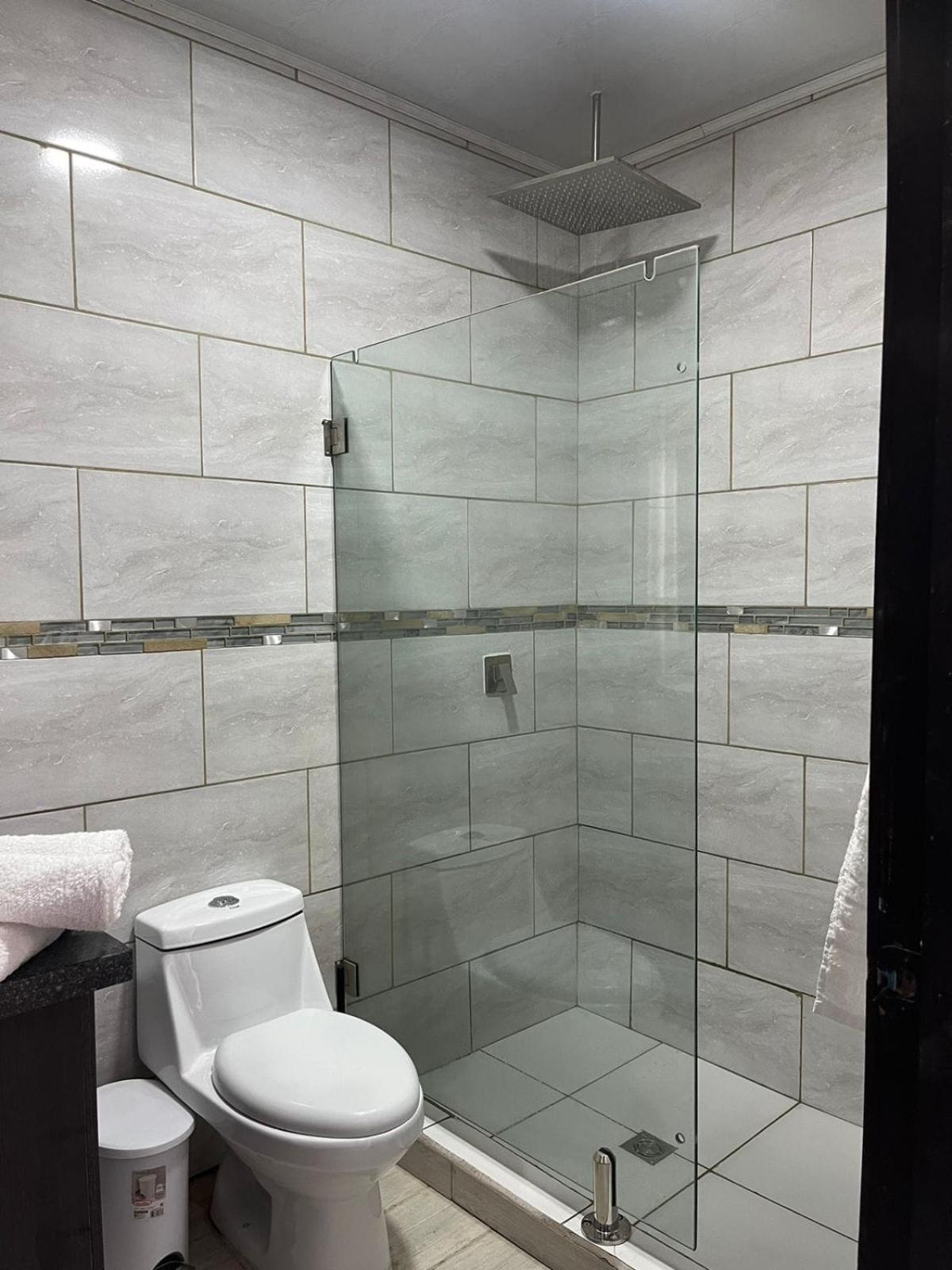 Apartamento Tulipanes 2 hab a 15 min del Aeropuerto