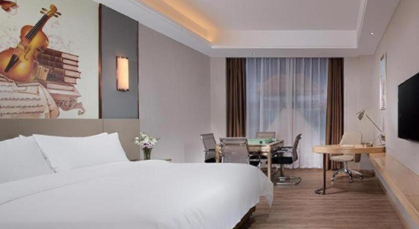 Vienna Hotel Guangdong Shaoguan Shaonan Avenue