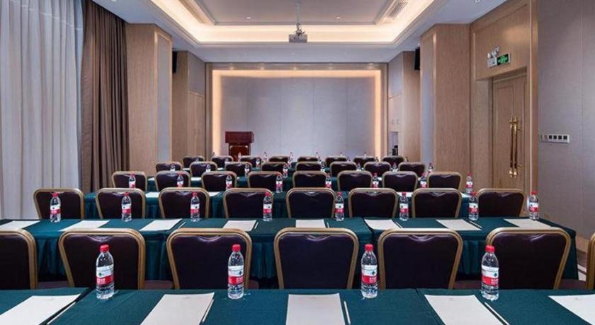 Vienna Hotel Guangdong Shaoguan Shaonan Avenue