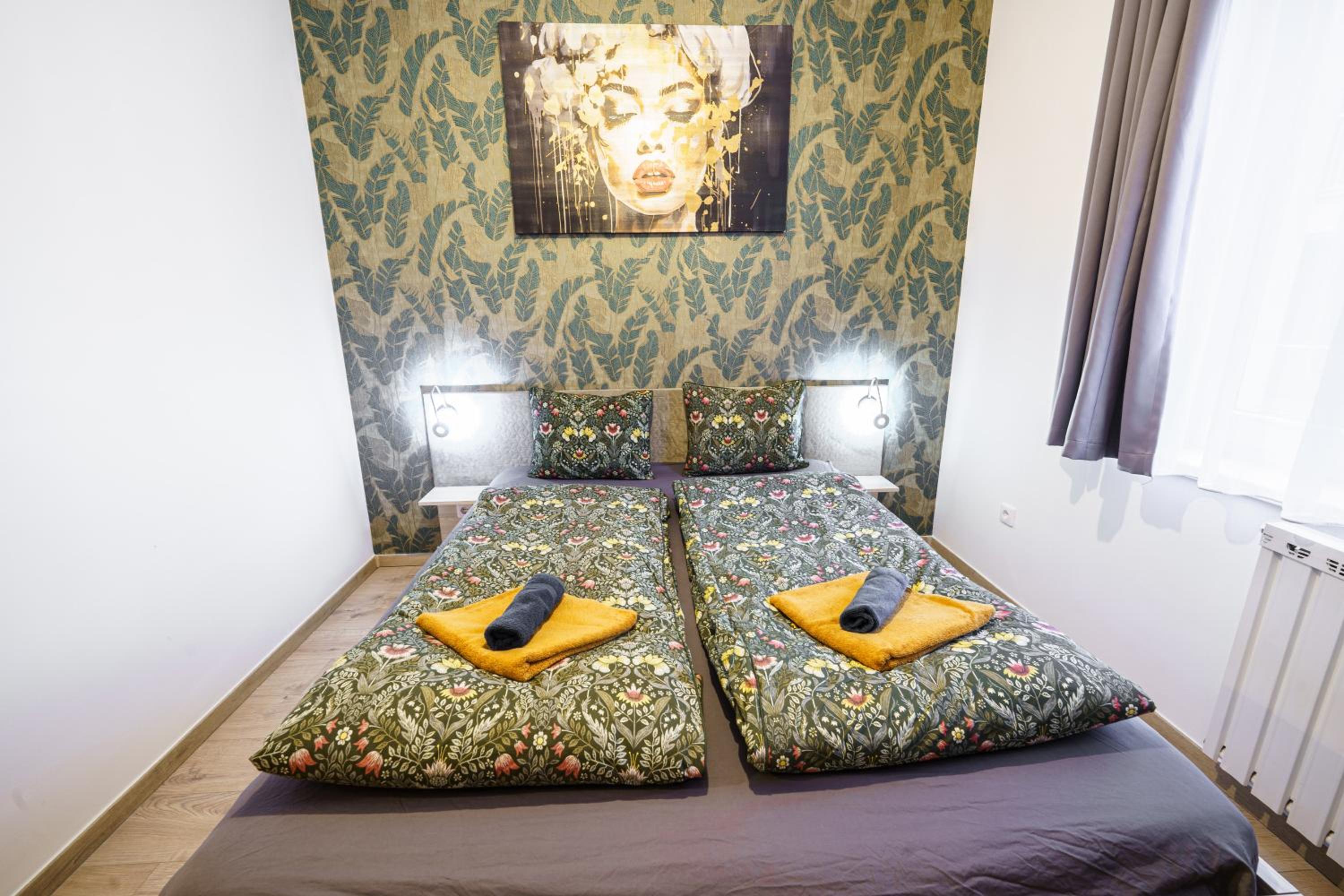 Liberty Palace Designer Central Apartment