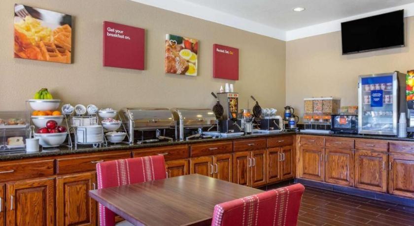 Comfort Suites Plainview