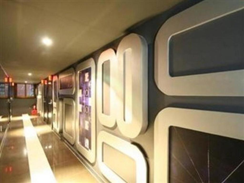 Fox Hotel