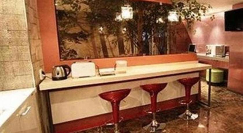 Fox Hotel