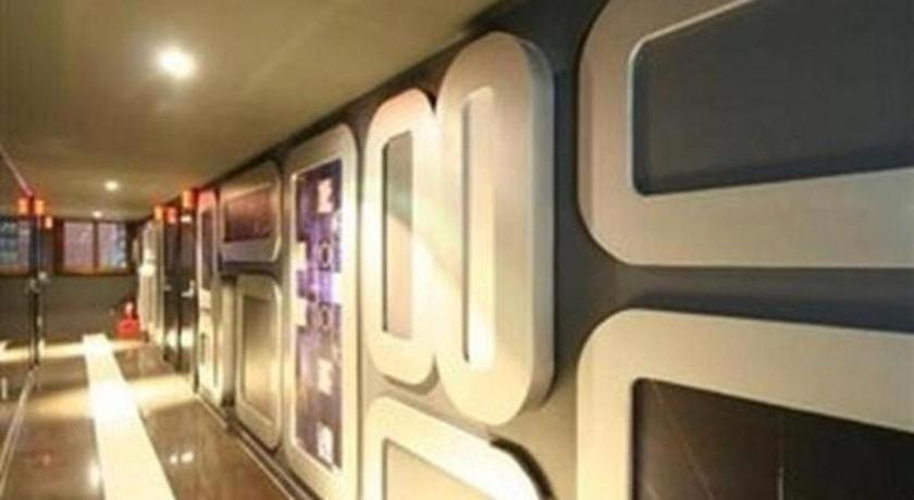Fox Hotel