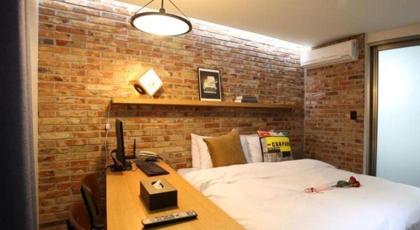 Lexy Hotel