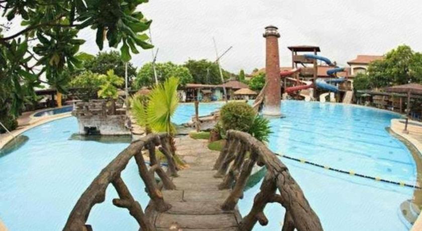 Caribbean Waterpark & Resotel