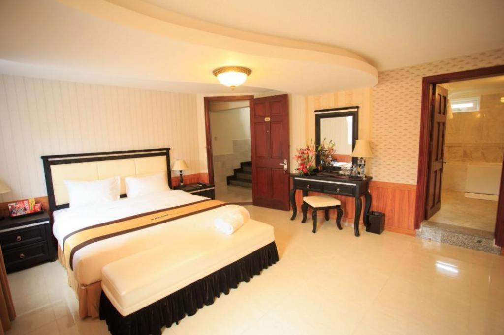 Sam Tuyen Lam Resort