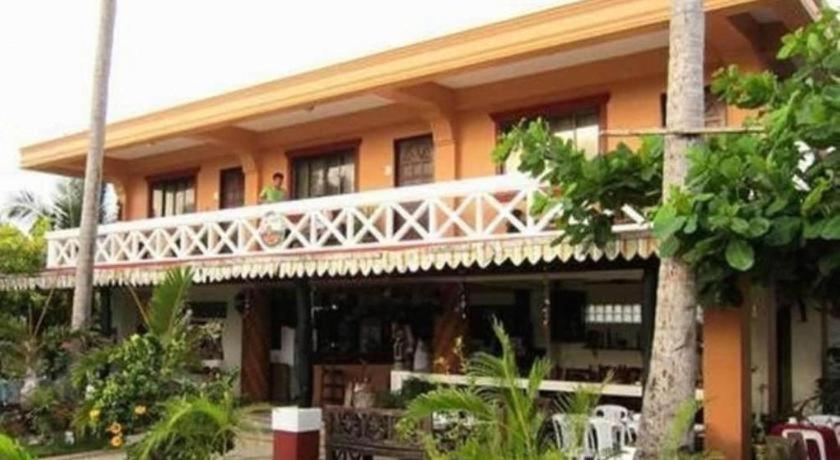 Punta Riviera Resort