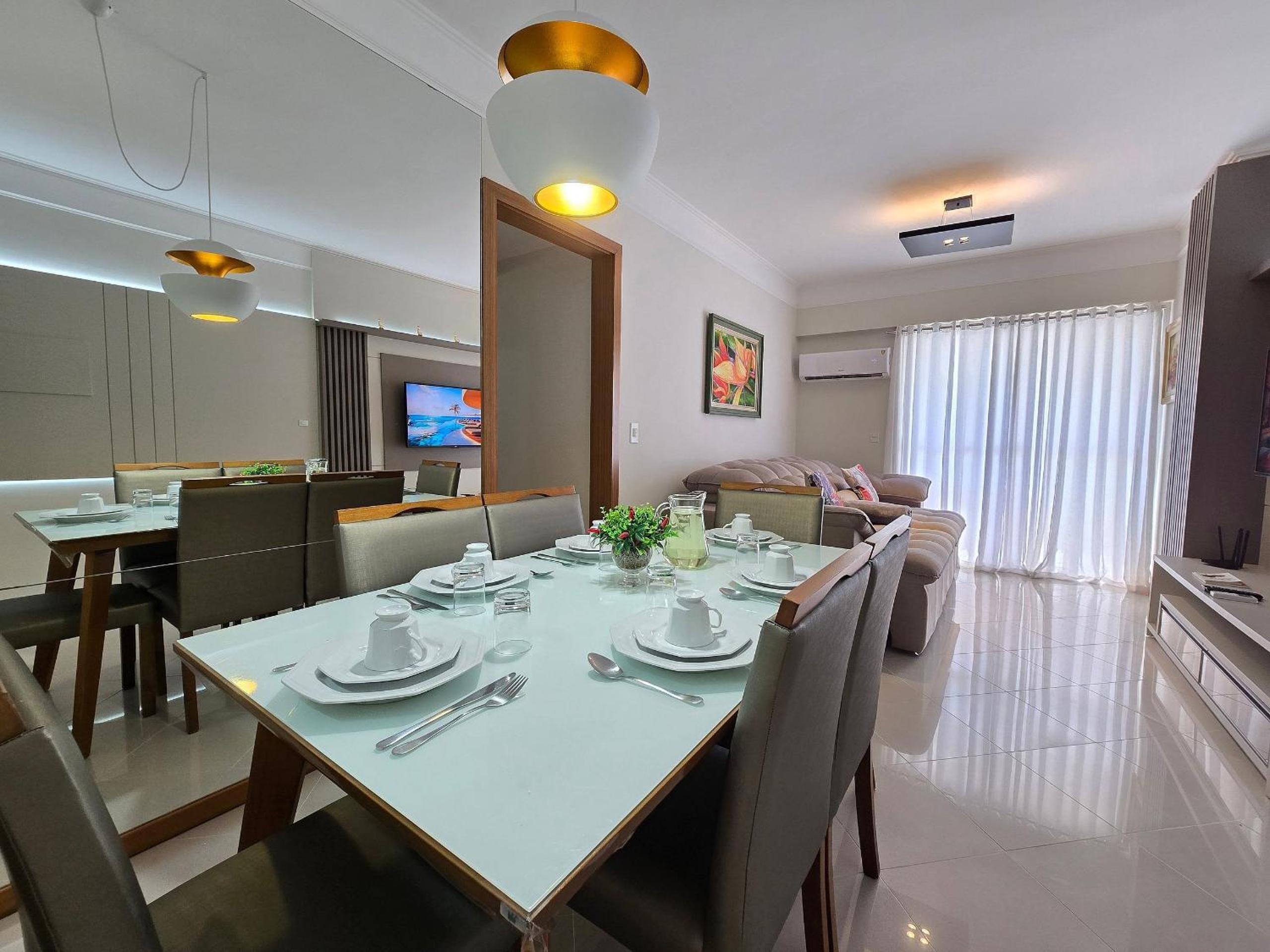 Apartamentos Ed. Costa Sul - Centro BC/Piscina/Jacuzzi/Garagem