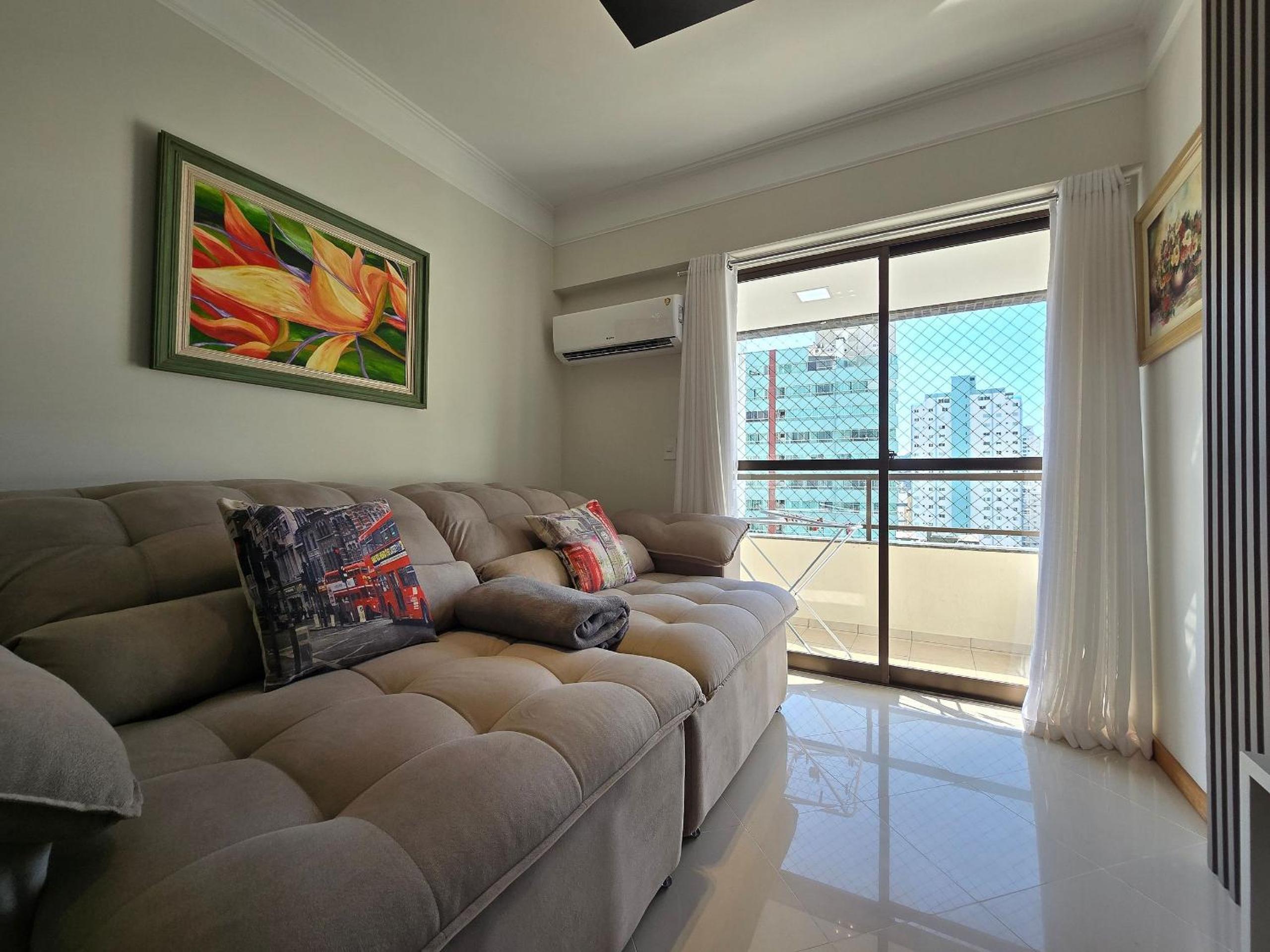 Apartamentos Ed. Costa Sul - Centro BC/Piscina/Jacuzzi/Garagem