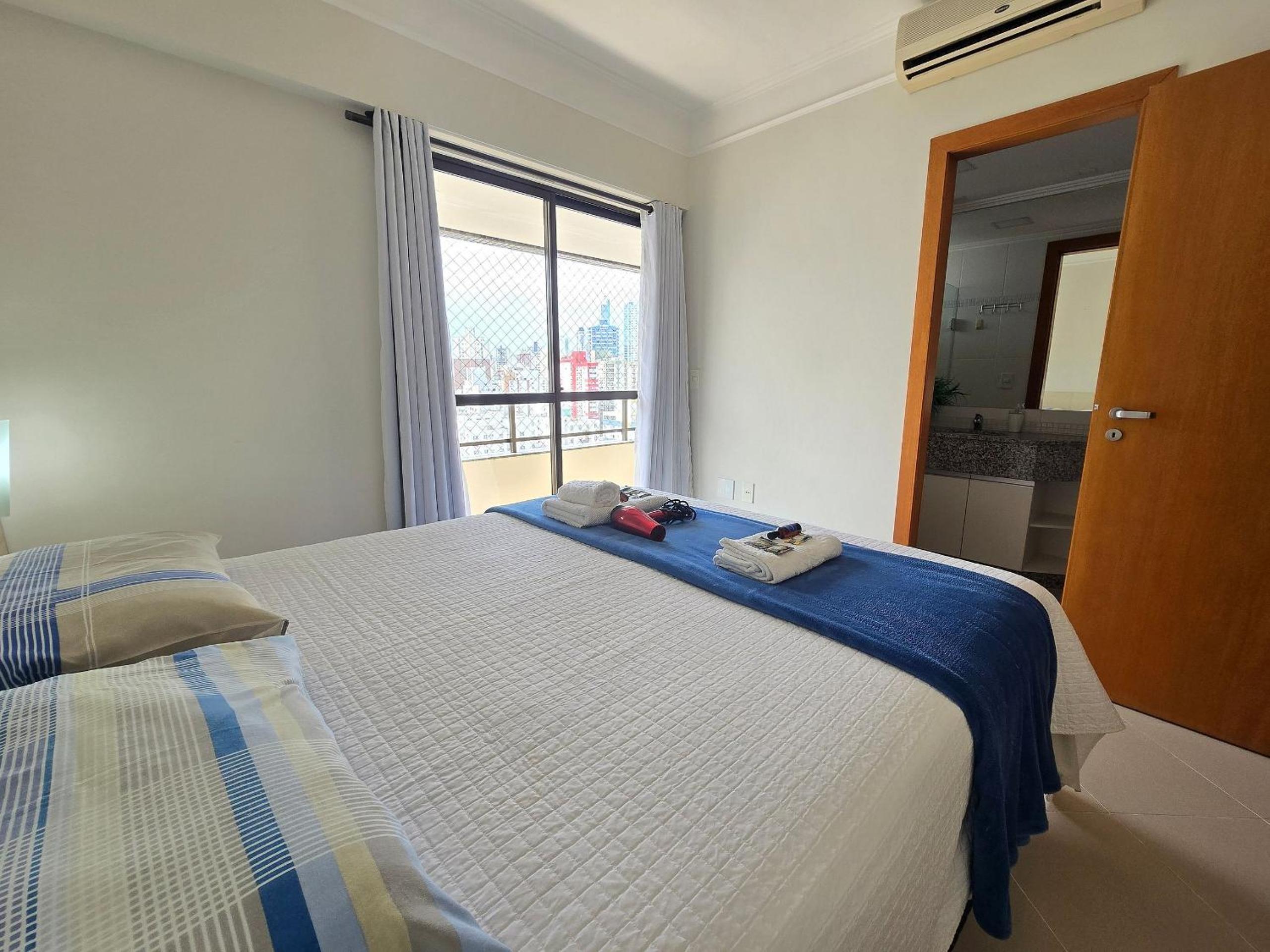 Apartamentos Ed. Costa Sul - Centro BC/Piscina/Jacuzzi/Garagem