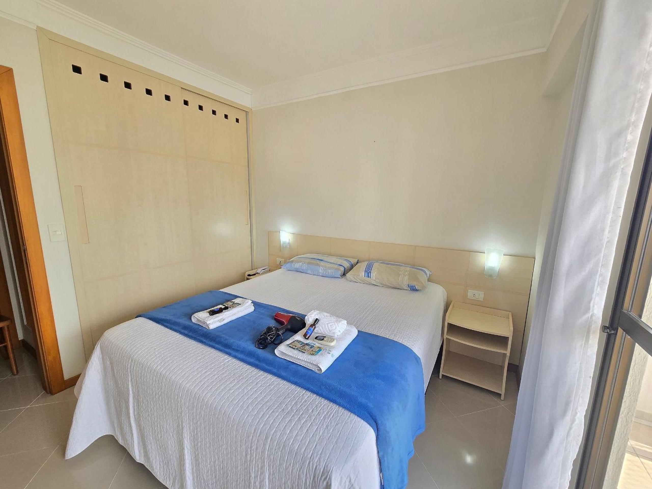 Apartamentos Ed. Costa Sul - Centro BC/Piscina/Jacuzzi/Garagem