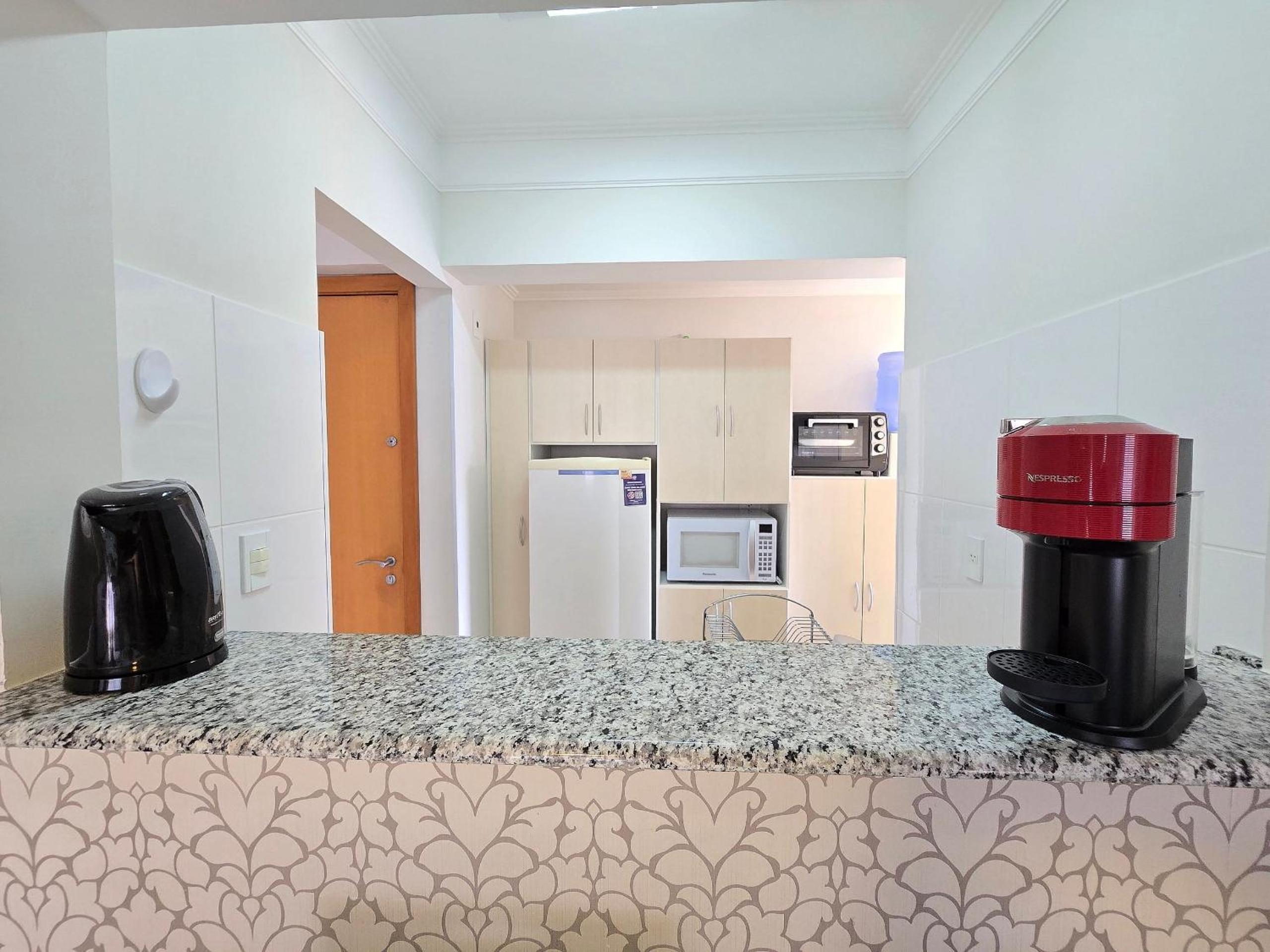 Apartamentos Ed. Costa Sul - Centro BC/Piscina/Jacuzzi/Garagem