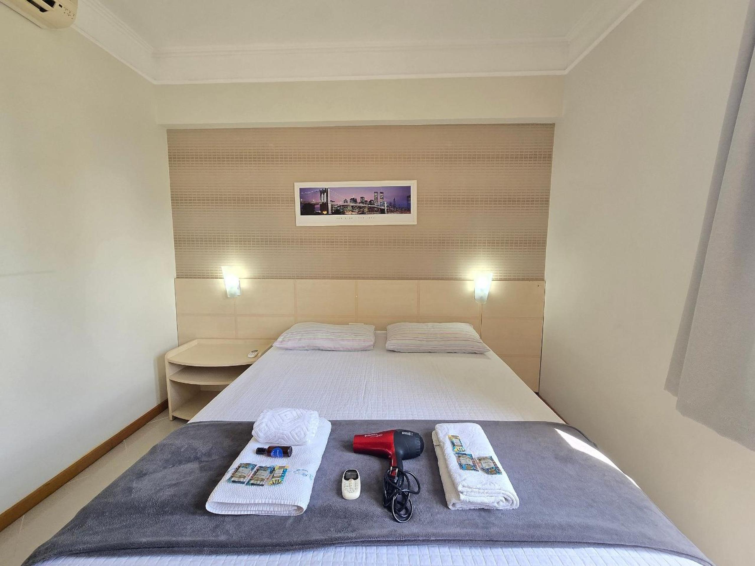Apartamentos Ed. Costa Sul - Centro BC/Piscina/Jacuzzi/Garagem