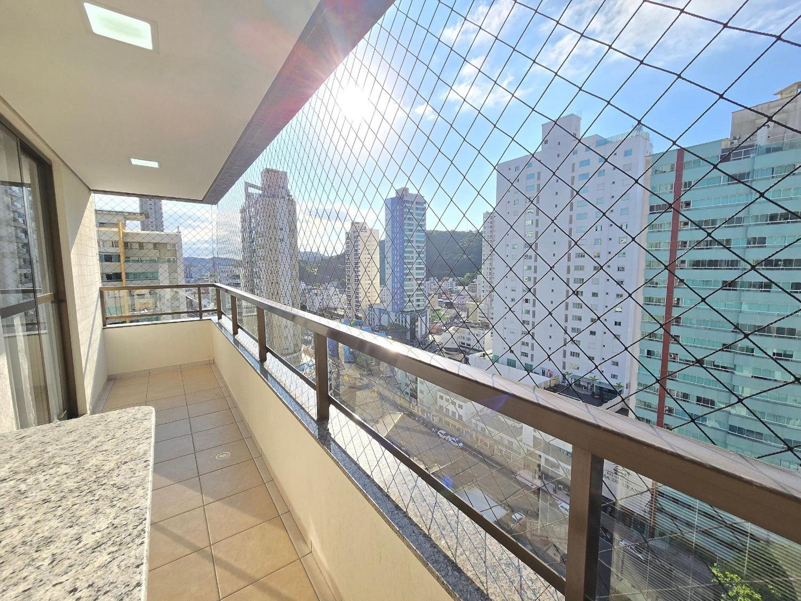 Apartamentos Ed. Costa Sul - Centro BC/Piscina/Jacuzzi/Garagem
