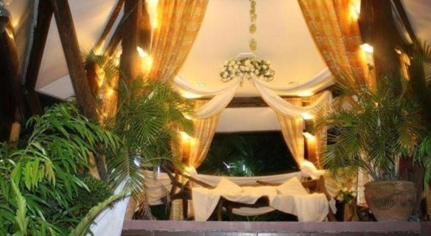 Palaisdaan Hotel and Restaurant