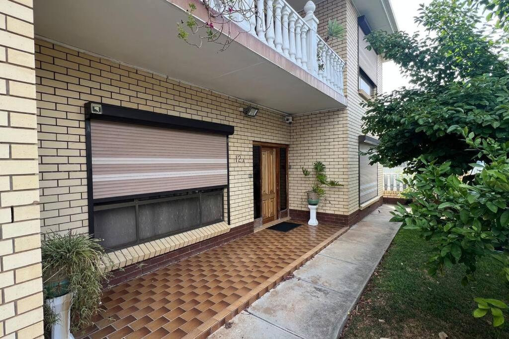 Croydon Beautiful entire top floor 200sqm