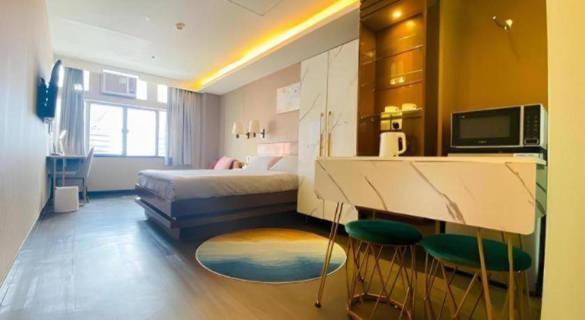 Sunny Day Hotel, Mong Kok