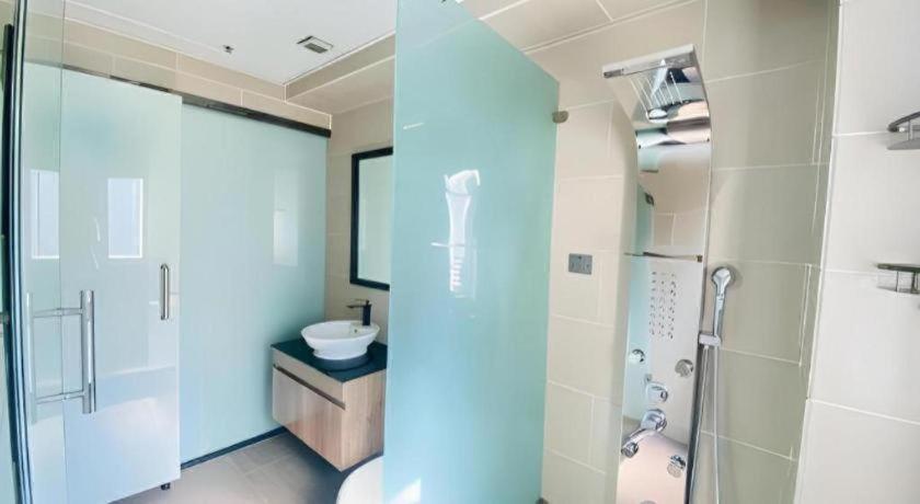 Sunny Day Hotel, Mong Kok