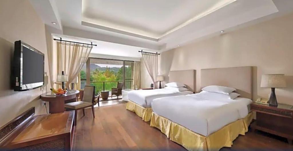 New Century Resort Jiulong Lake Ningbo view 2