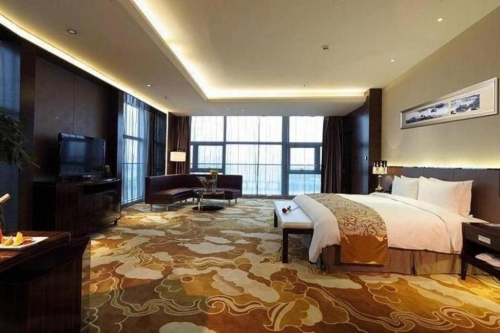 Nanjing Lakehome Hotels and Resorts
